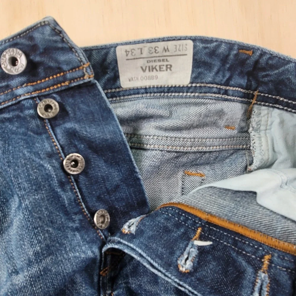 Diesel Viker Jeans Mens 35x34 Blue Distressed Straight Leg Button Fly